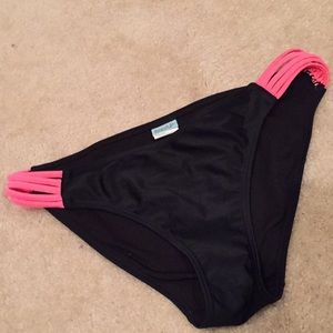 Freestyle revolution Nylon/spandex bikini bottoms